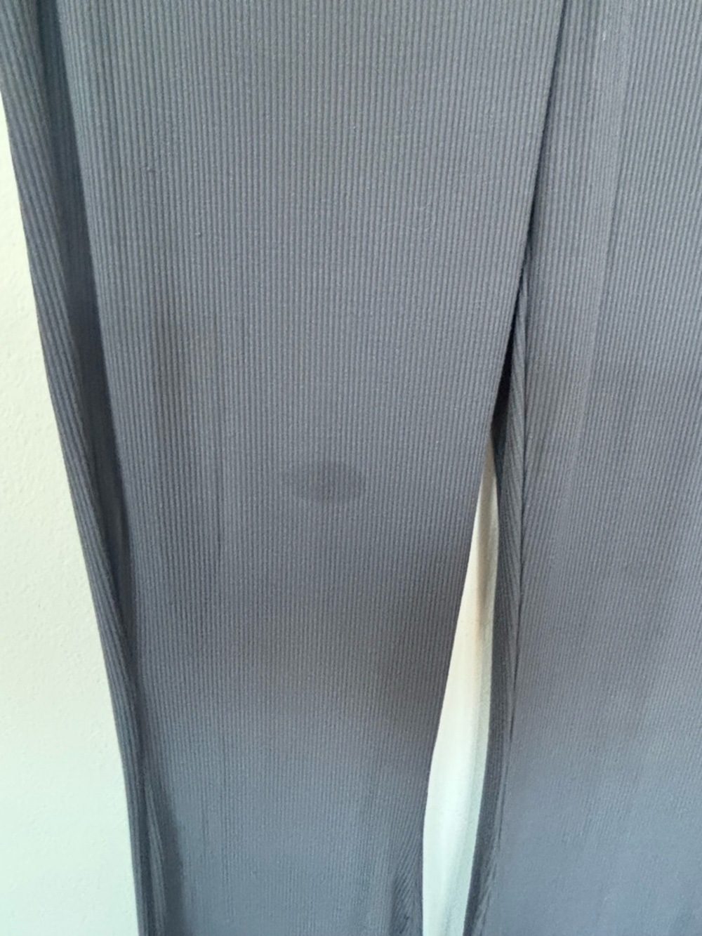 SKIMS Grey Ribbed Wide-Leg Drawstring Lounge Pants - Picture 3 of 4